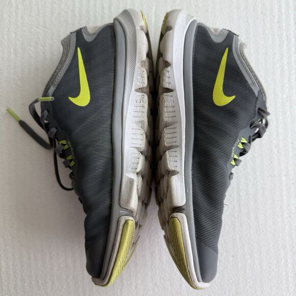 Size 6 - Nike Flex Supreme TR 4 Gray W - Picture 3 of 8